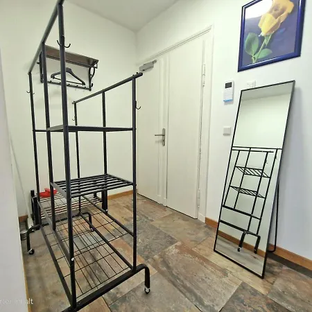 Happyside Travel & Work #2 O Wlan O 4 Einzelbetten 莱比锡